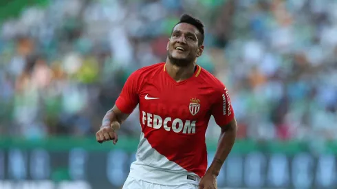 Monaco midfielder Rony Lopes from Portugal celebrates scoring a goal that the referee invalid during the Friendly match between Sporting CP and AS Monaco at Estadio Jose Alvalade on July 22, 2017 in Lisbon, Portugal. Meia/atacante não deve ser contratado.