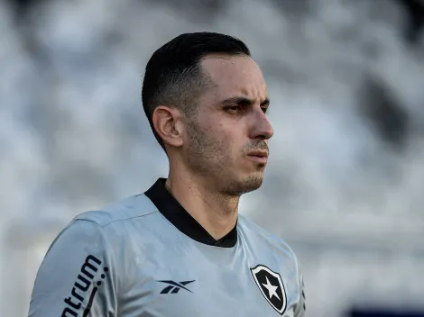 Gatito Fernández recebe sondagens e pode deixar o Botafogo em julho