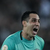 Botafogo recebe a sondagem do Corinthians por Gatito Fernández no mercado