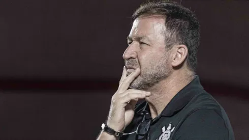 Augusto Melo presidente do Corinthians durante partida contra o Atletico-GO no estadio Antonio Accioly pelo campeonato Brasileiro A 2024.