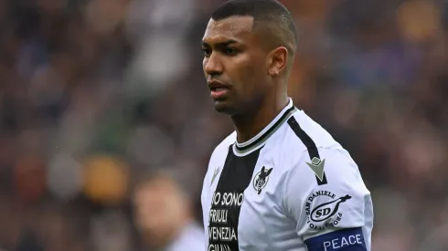 Walace durante confronto contra o Salernitana no Campeonato Italiano de 2024.