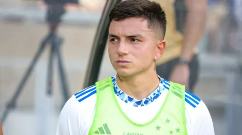 Barreal jogador do Cruzeiro durante partida contra o Vitoria no estádio Mineirão pelo campeonato Brasileiro A 2024. Foto: Gilson Lobo/AGIF