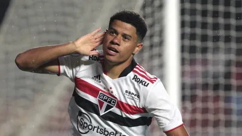 Sara pode render dinheiro ao São Paulo. Foto: Rubens Chiri / saopaulofc.net