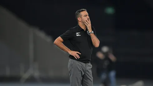 Jogadores se recuperam e Botafogo pode ter novidade contra o Vasco (Imagem: Thiago Ribeiro/AGIF)