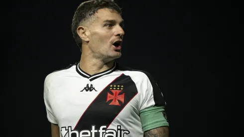 Vegetti durante confronto contra o Botafogo no Campeonato Brasileiro 2024.