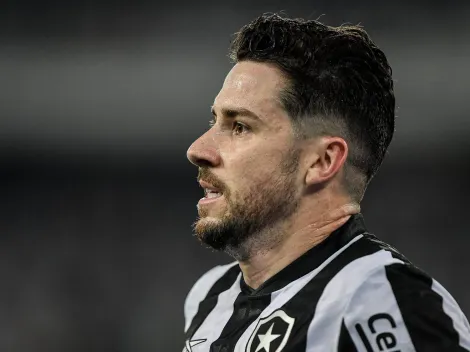 Botafogo toma decisão sobre retorno de Gustavo Sauer