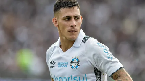 Pavón durante confronto contra o Vasco no Campeonato Brasileiro 2024.