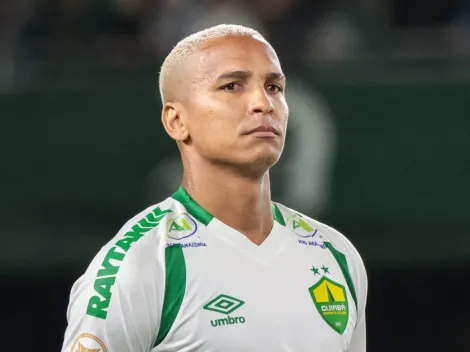 Além de Deyverson, Grêmio faz contato por meia ex-Udinese