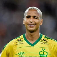 Grêmio toma decisão \'final\' sobre contratação de Deyverson: \'Direção não vai esperar\'