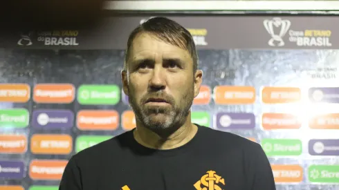 Eduardo Coudet soltou o verbo em coletiva de imprensa - Marlon Costa/AGIFFoto: