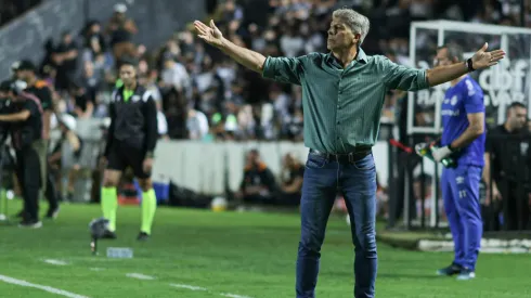 PR - PONTA GROSSA - Quatro jogadores retornam e Grêmio pode ter novidade (Imagem: Joao Vitor Rezende Borba/AGIF)