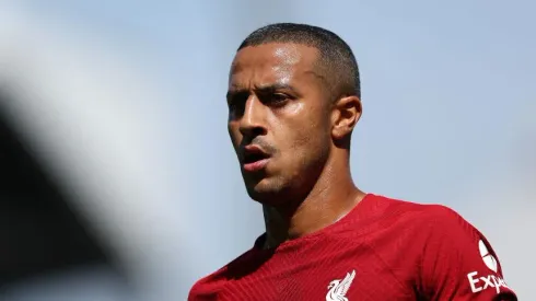 Thiago Alcântara, meio-campista.