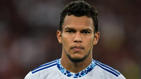 Gabriel Veron jogador do Cruzeiro durante partida contra o Flamengo no estadio Maracana pelo campeonato Brasileiro A 2024. Atacante é cobrado pela torcida.