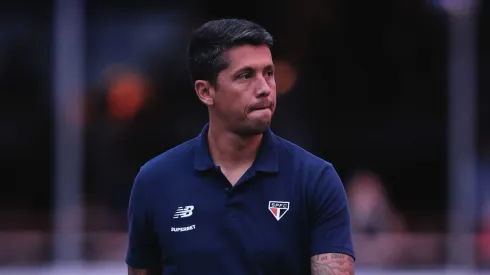 Thiago Carpini, ex-técnico do São Paulo durante partida contra o Novorizontino no estádio Morumbi pelo campeonato Paulista 2024.