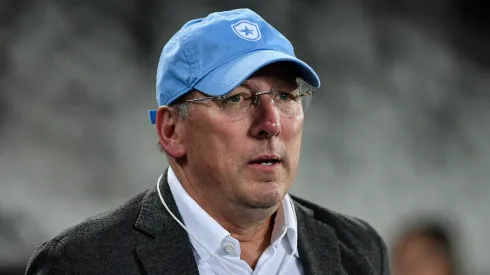 John Textor presidente da SAF do Botafogo durante partida contra o Atletico-GO no estadio Engenhao pelo campeonato Brasileiro A 2024