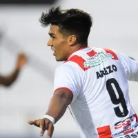 Centroavante Matías Arezo irá demorar a fazer sua estreia no Grêmio