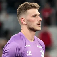 Athletico-PR: \'Reserva\' do goleiro Bento está de saída do clube paranaense