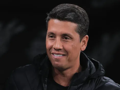 Carpini 'pula de alegria' e Vitória acerta contratação de reforço