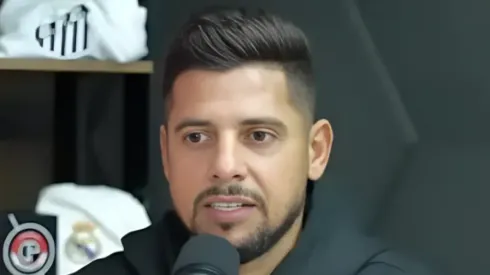 Cicinho crítica jogador do São Paulo. Foto: Reprodução/Youtube Charla Podcast
