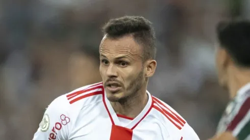 Renê se pronuncia sobre Roger Machado.