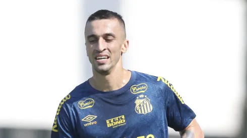 João Schmidt não jogará no Corinthians.