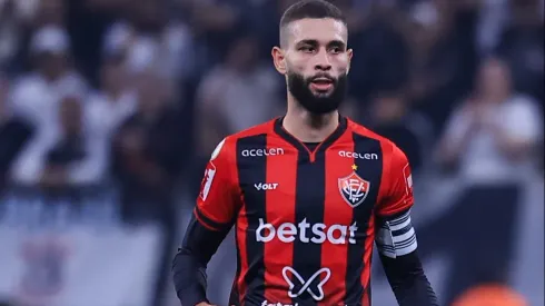 Wagner Leonardo durante confronto contra o Corinthians no Brasileirão 2024.