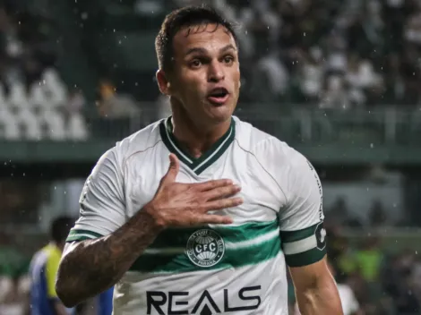 Coritiba fecha com 'novo parça' de Robson
