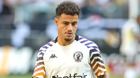 Philippe Coutinho jogador do Vasco durante aquecimento antes da partida contra o Atlético-MG no estadio Arena MRV pelo campeonato Brasileiro A 2024. Meio-campista pode virar titular