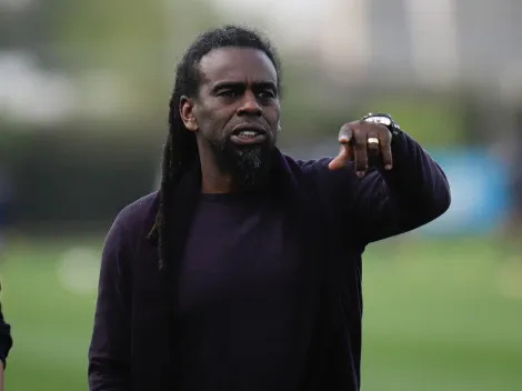 Tinga manda recado para torcida do Internacional antes do confronto contra o Rosario