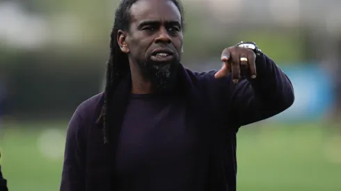 Tinga manda mensagem antes de decisão contra o Rosario Central na Sul-Americana.