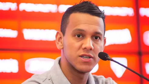 Volante do Sao Paulo, Souza durante coletiva de imprensa no CT da Barra Funda.