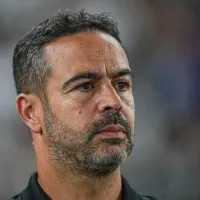 Botafogo: Artur Jorge \'decide\' por saída de zagueiro e novo defensor deve chegar