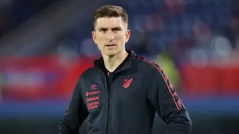 Varini, técnico do Athletico — Foto: José Tramontinn/Athletico