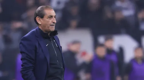 Ramón Díaz. ex-Vasco e atualmente treinador do Corinthians.