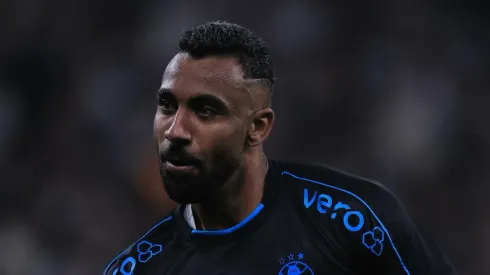Galdino está de saída do Grêmio.