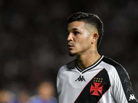 Informação sobre Adson 'ferve' no Vasco