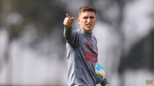 oto: Gustavo Oliveira/athletico.com.br - Varini durante treinamento do Athletico.