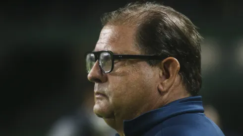 Guto Ferreira tecnico do Coritiba durante partida contra o Sport no estadio Couto Pereira pelo campeonato Brasileiro B 2024