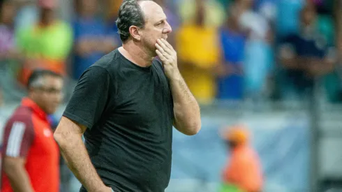 Rogério Ceni durante confronto contra o Internacional no Brasileirão 2024.