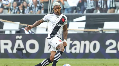 David jogador do Vasco durante partida contra o Atletico-MG no estadio Arena MRV pelo campeonato Brasileiro A 2024. Ponta é pedido fora do time