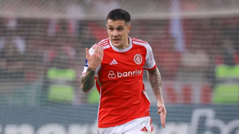 Fabricio Bustos atuando no Inter em 2024