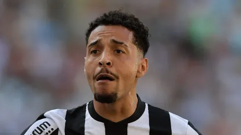 Gregore foi expulso em Bahia x Botafogo.