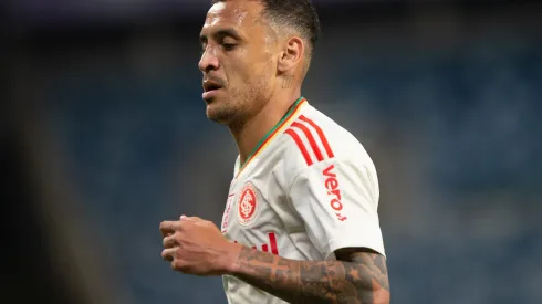 Alan Patrick durante confronto contra o Cuiabá no Brasileirão de 2022.