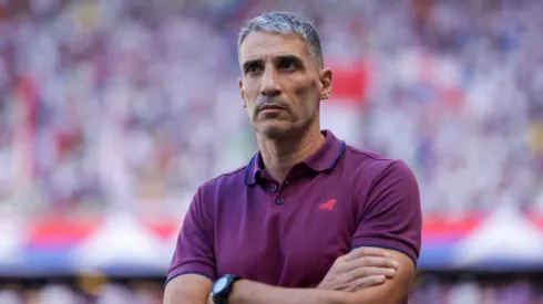 Vojvoda, técnico do Fortaleza, durante partida contra o Criciúma na Arena Castelão, pelo Campeonato Brasileiro. Foto: Lucas Emanuel/AGIF