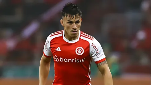 Bernabei atuando pelo Internacional em 2024 - Reprodução/ Pedro H. Tesch/Getty Images