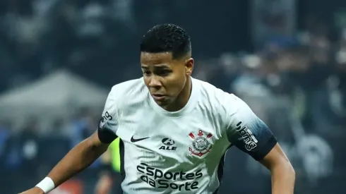 Wesley pode ser vendido pelo Corinthians.