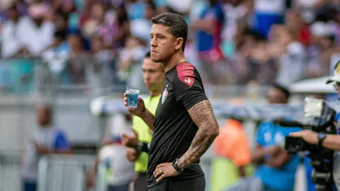 Ex-Corinthians pode fechar com o Vitória (Imagem: Divulgação/Vitória)