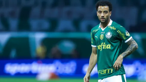 Felipe Anderson jogador do Palmeiras durante partida contra o Vitoria no estádio Arena Allianz Parque pelo campeonato Brasileiro A 2024. Ponta começa a ser cobrado pela torcida
