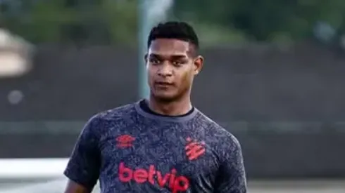 Luciano revela conversa com Guto -Foto: Paulo Paiva/ Sport Recife