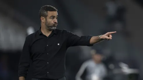 Artur Jorge, treinador do Botafogo.